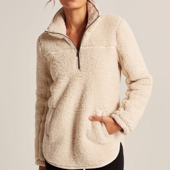 Abercrombie & Fitch Sherpa Half Zip Leather Trim Sweatshirt - Picture 2 of 11